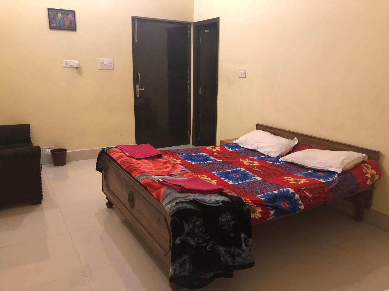Gangotri Paying Guest House Varanasi Exterior foto